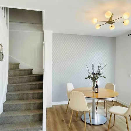 Marne La Vallee Apartment